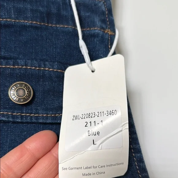 Denim overalls w/ adjustable straps - Picture 2 of 6